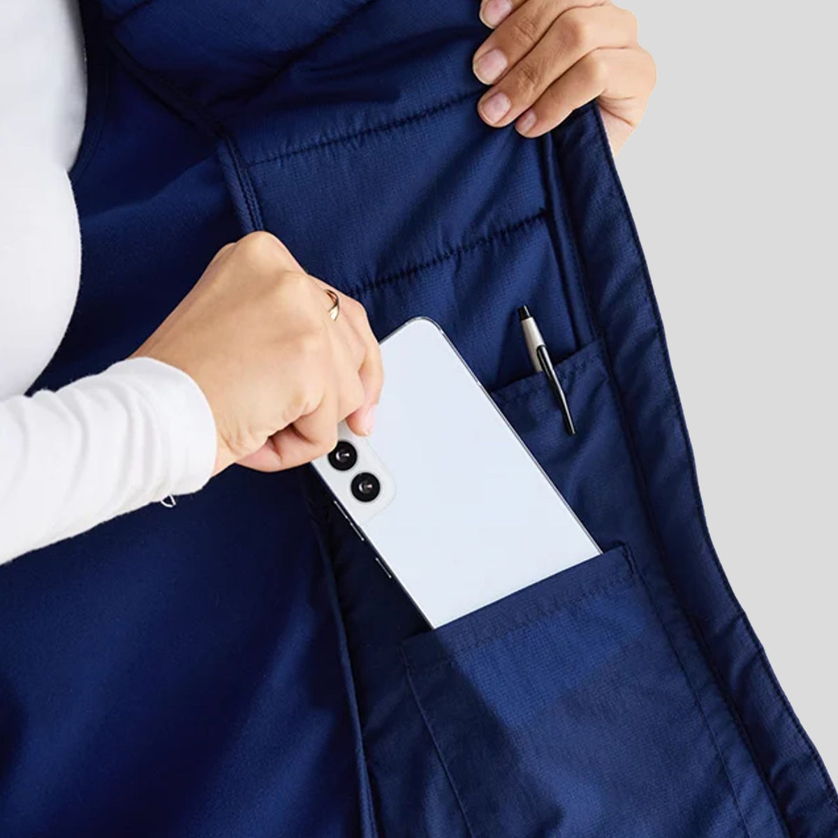 Khloe Sleeveless Jacket | Navy
