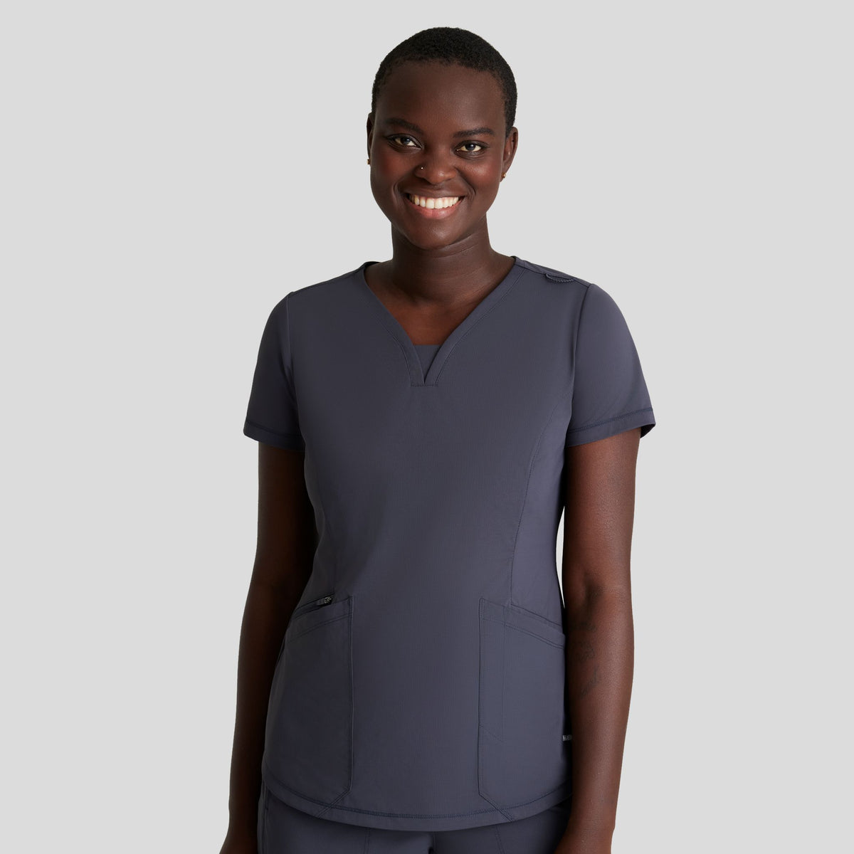 Serene 3-Pocket V-Neck Top | Pewter