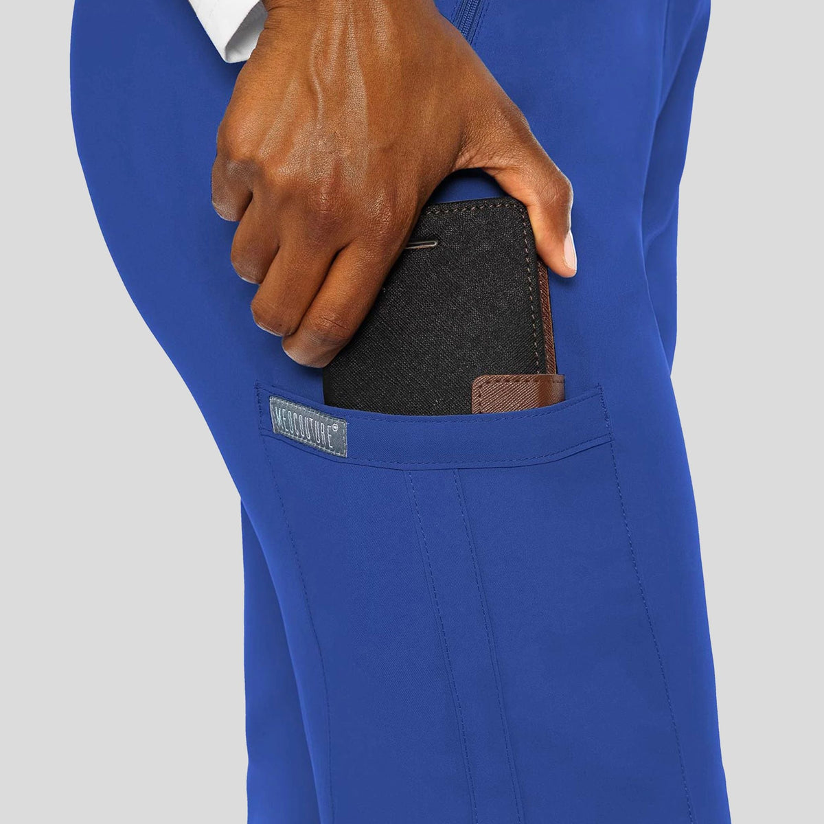 MedCouture_Insight_MC2702_royal_detail2