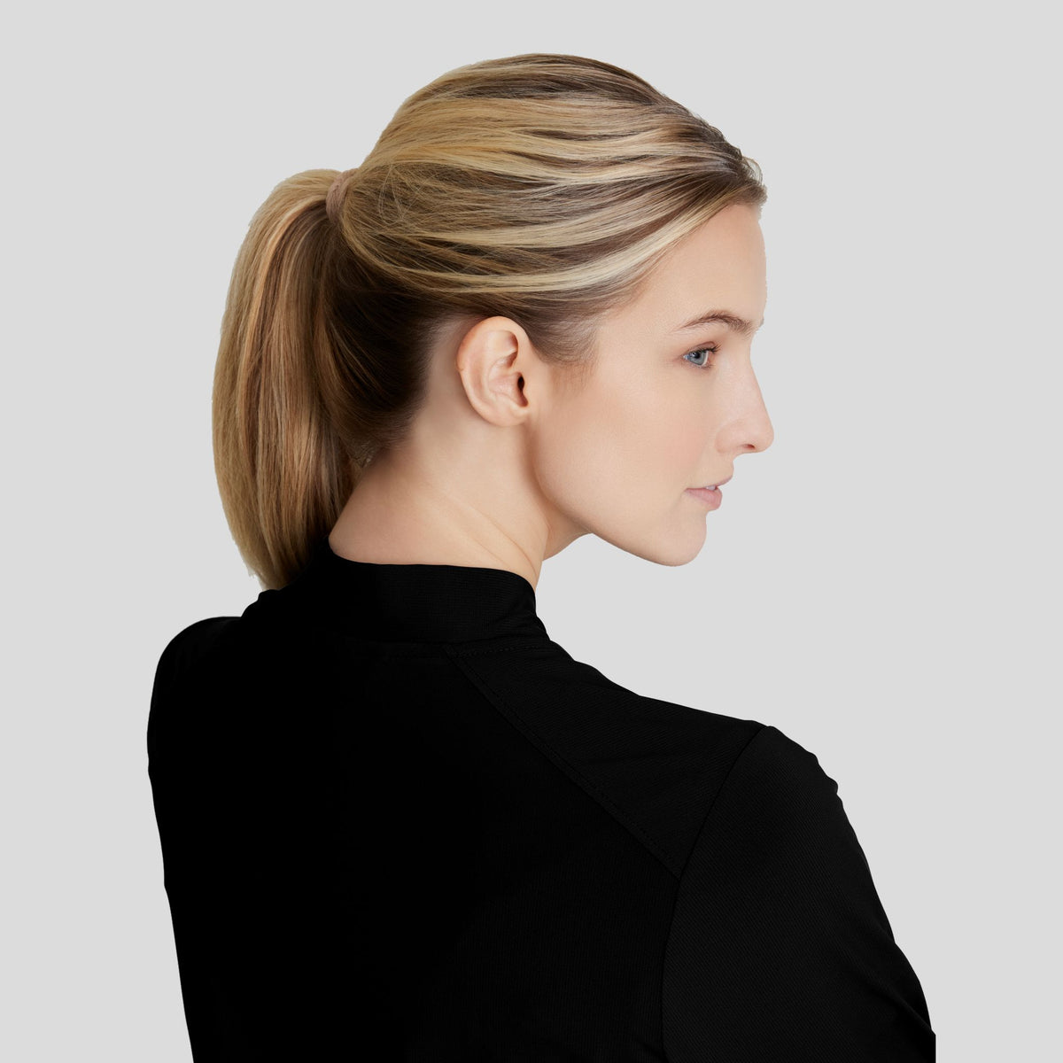 Contour 3-Pocket Front Zipper Warm Up | Black